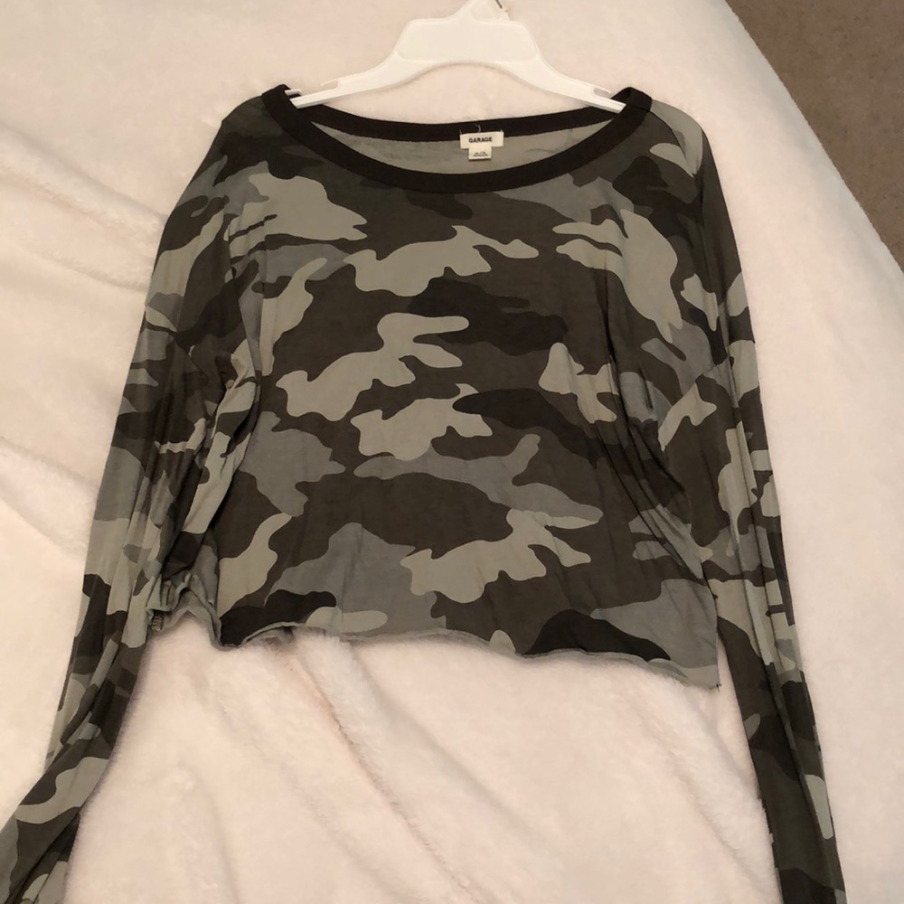 long sleeve Garage crop top